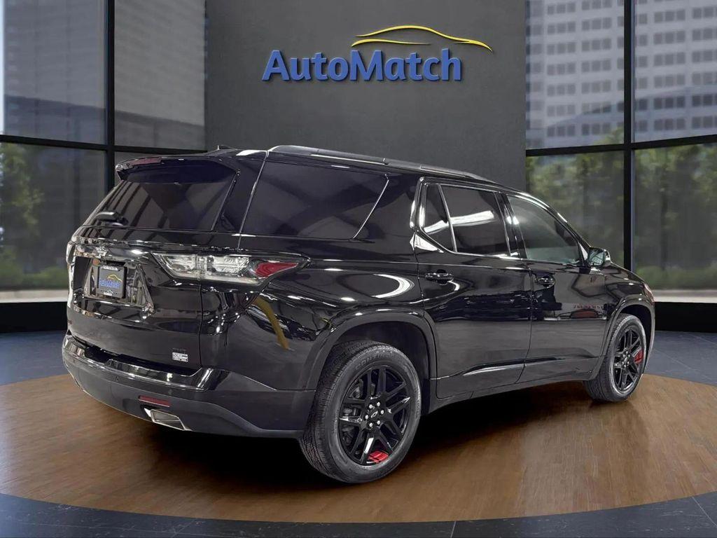 used 2021 Chevrolet Traverse car, priced at $20,594