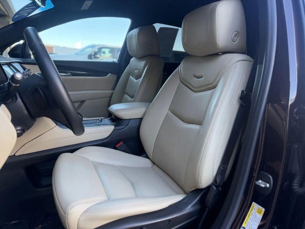 used 2017 Cadillac XT5 car, priced at $13,995