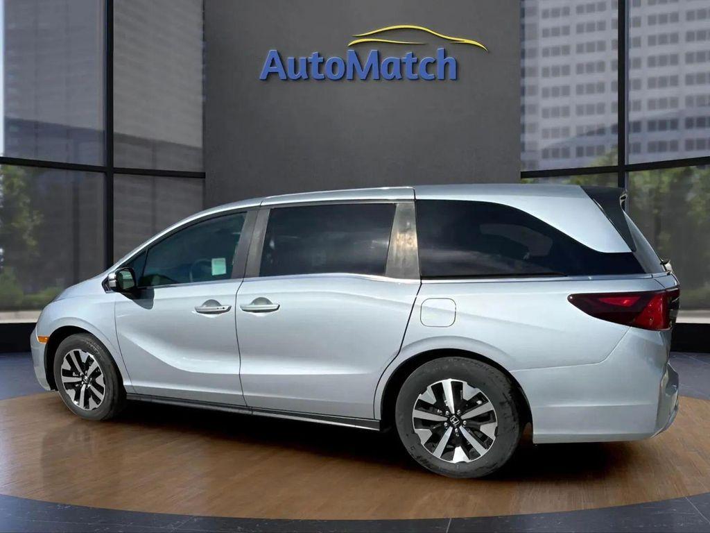 used 2025 Honda Odyssey car, priced at $29,795