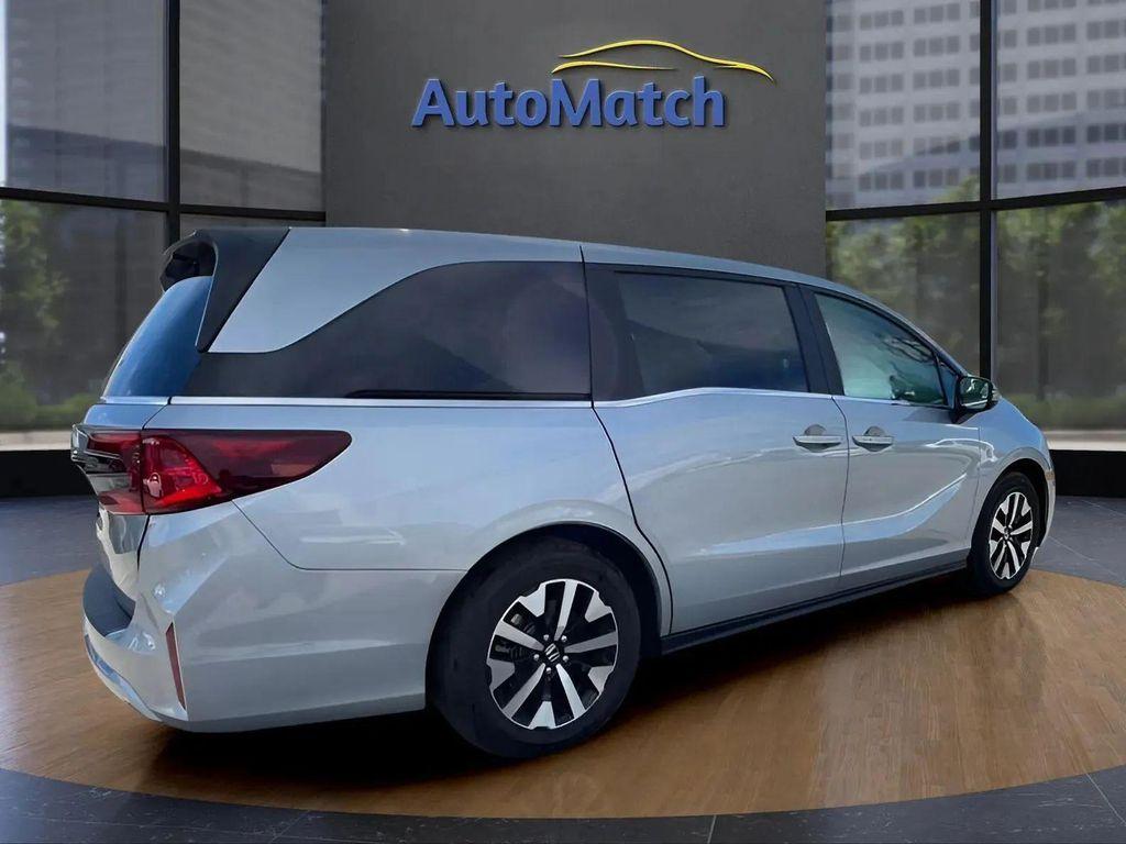 used 2025 Honda Odyssey car, priced at $29,795