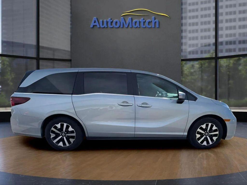 used 2025 Honda Odyssey car, priced at $29,795