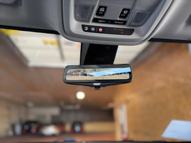 2018 Silver Ice Metallic Chevrolet Traverse