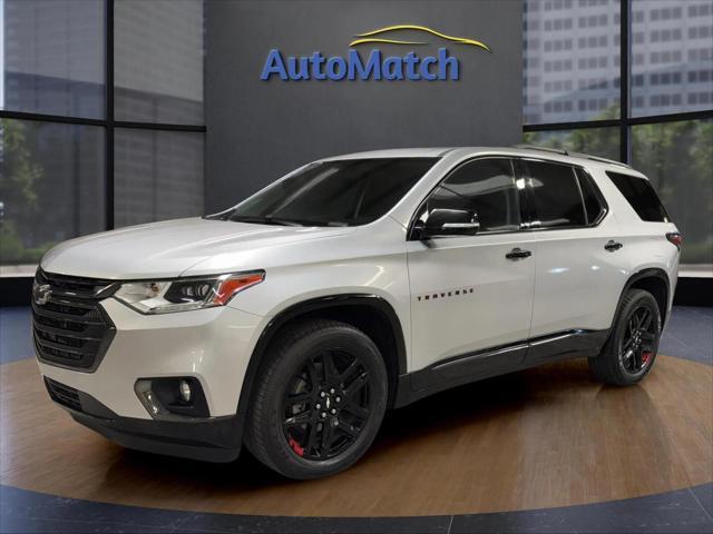 2018 Silver Ice Metallic Chevrolet Traverse