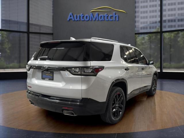 2018 Silver Ice Metallic Chevrolet Traverse