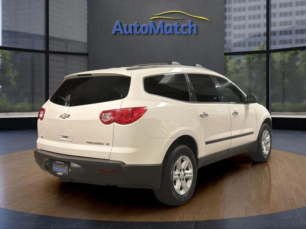 used 2011 Chevrolet Traverse car, priced at $3,494