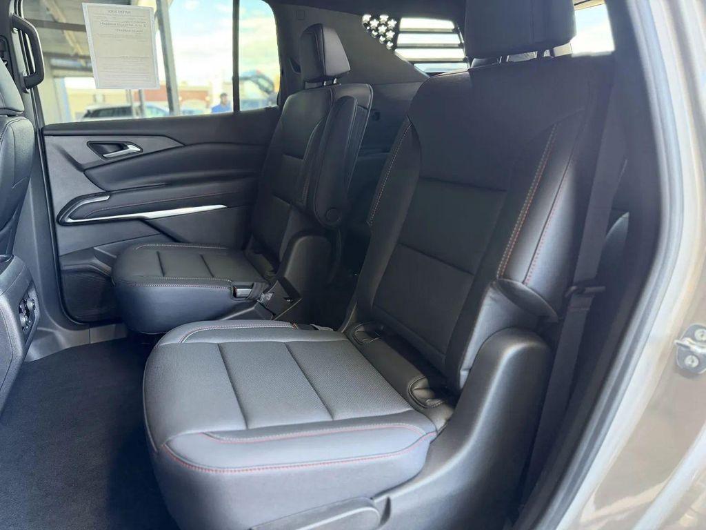 used 2026 Chevrolet Traverse car, priced at $39,594