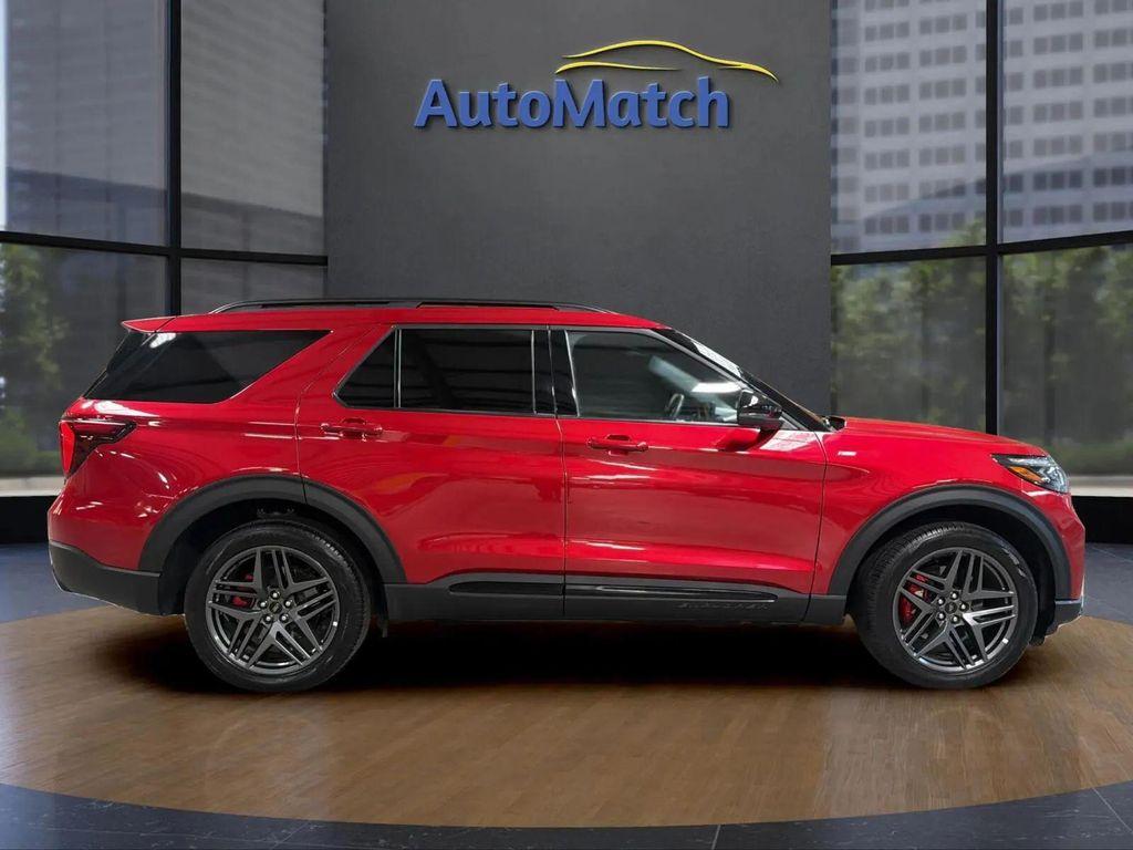 used 2025 Ford Explorer car, priced at $31,995