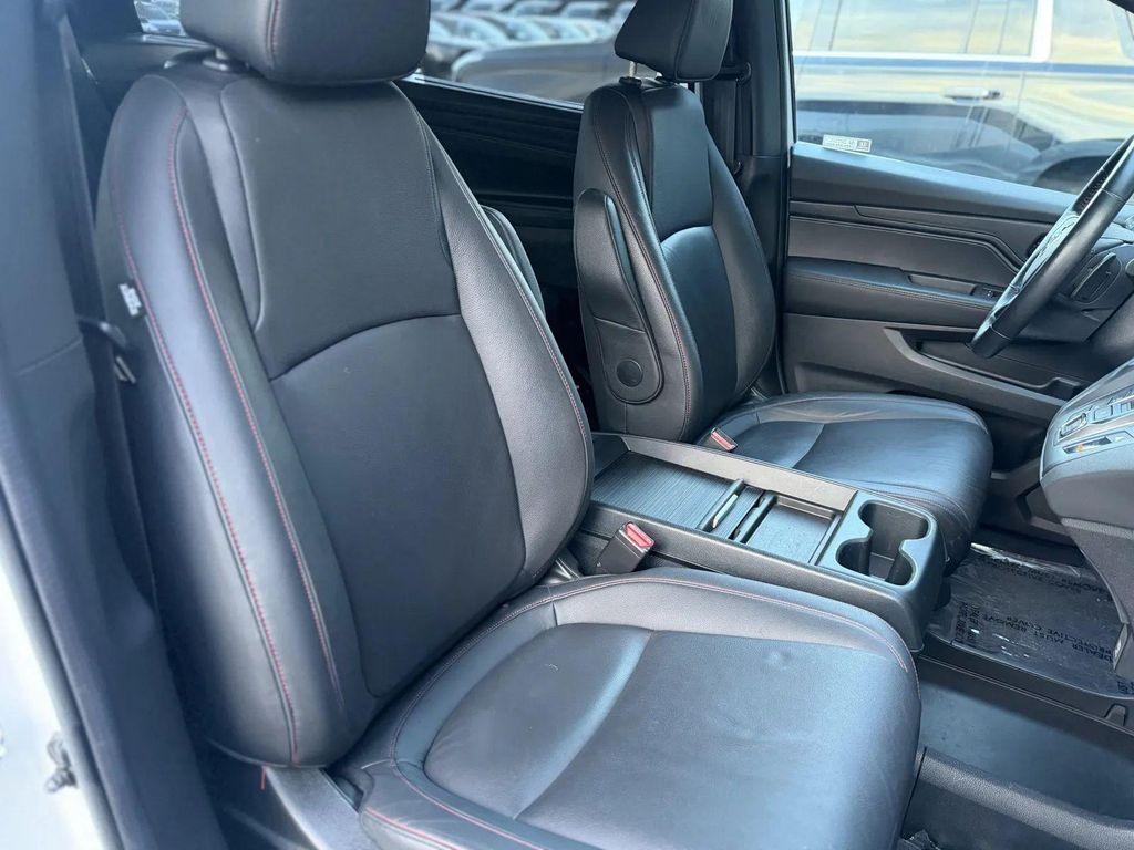used 2024 Honda Odyssey car, priced at $26,495