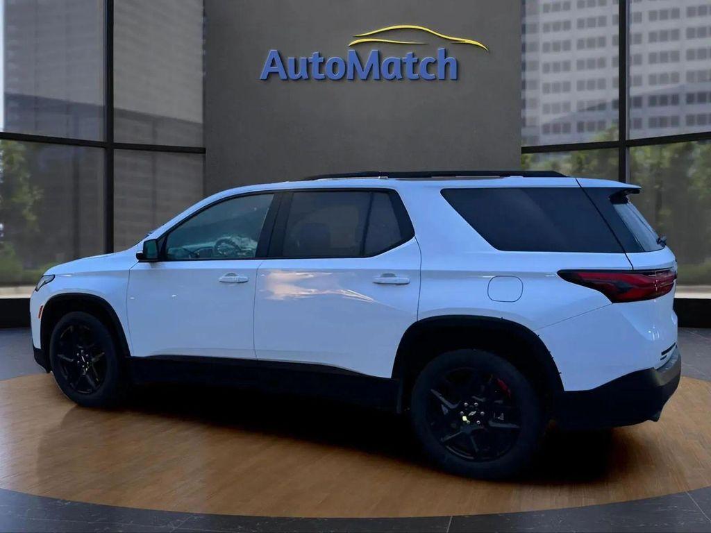 used 2024 Chevrolet Traverse car