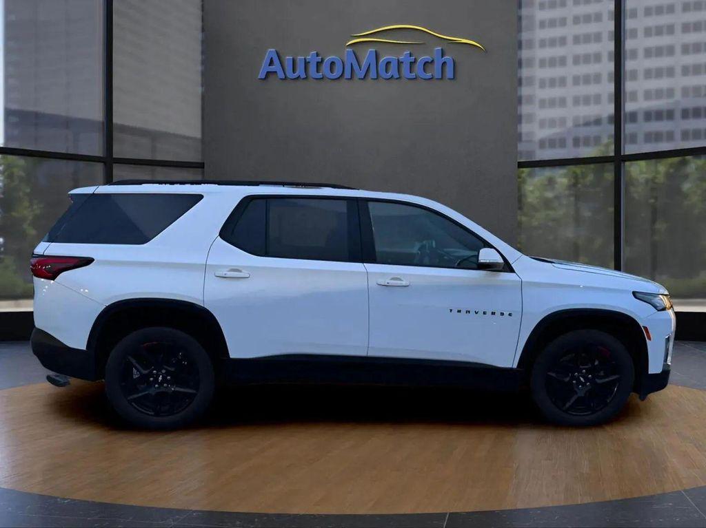 used 2024 Chevrolet Traverse car