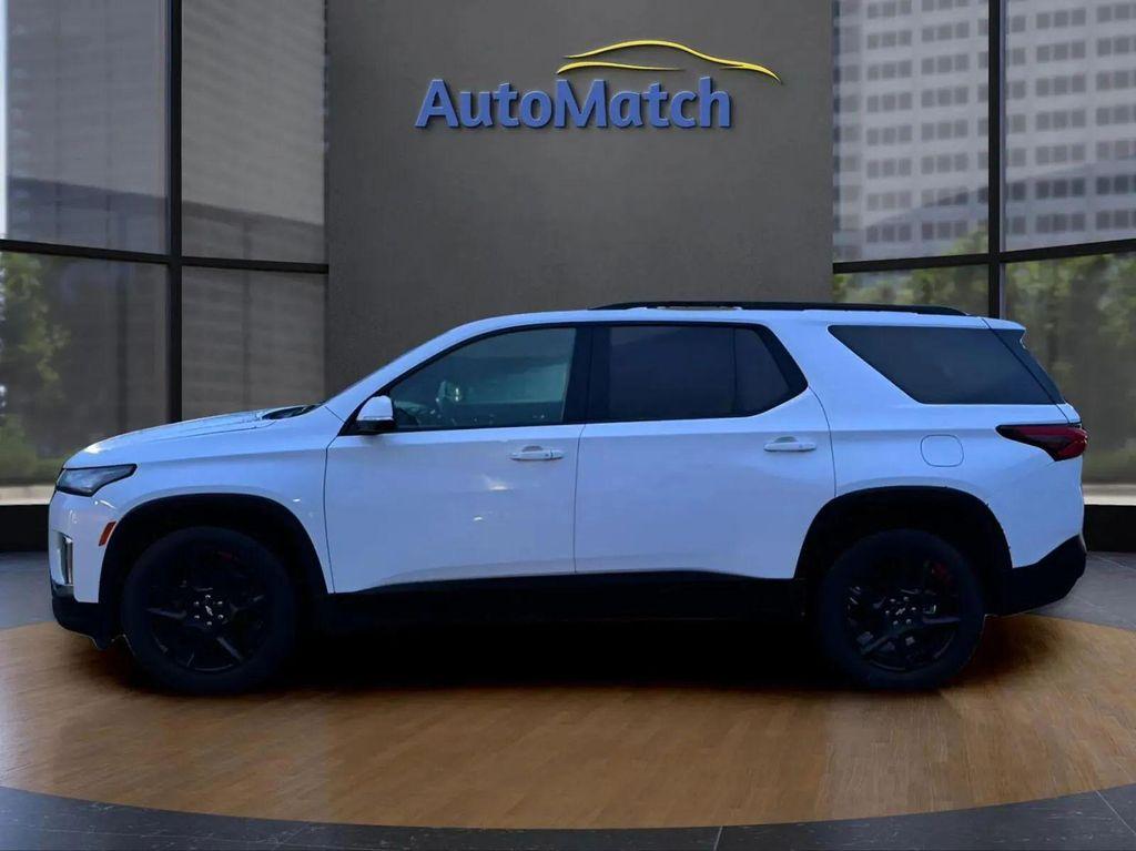 used 2024 Chevrolet Traverse car