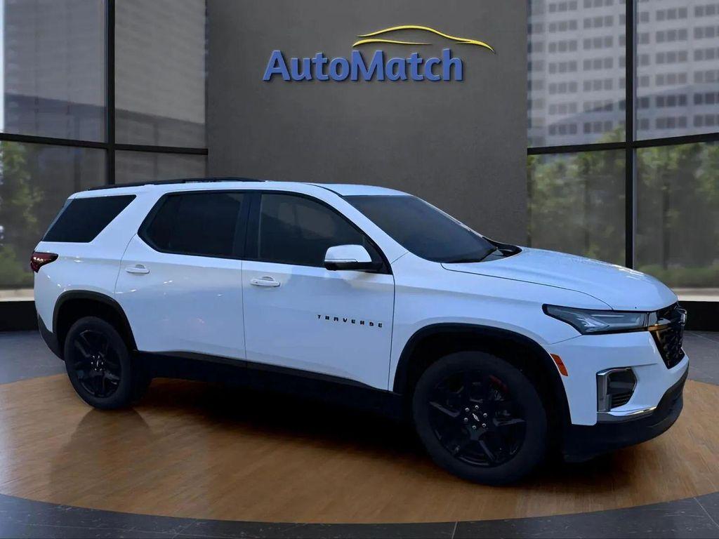 used 2024 Chevrolet Traverse car