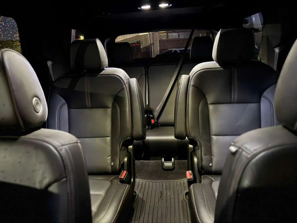 used 2024 Chevrolet Traverse car