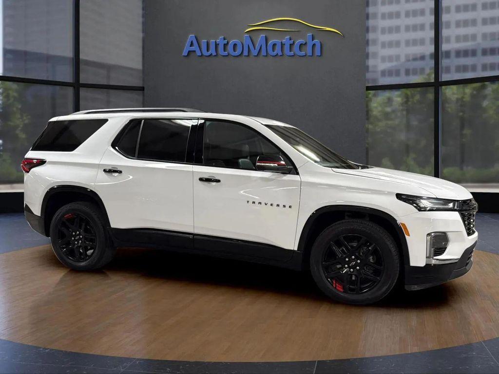 used 2023 Chevrolet Traverse car, priced at $29,995