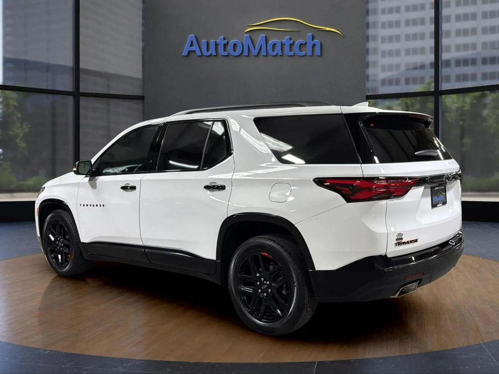 used 2023 Chevrolet Traverse car, priced at $29,995