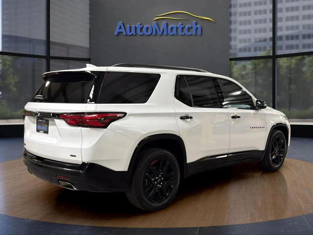 used 2023 Chevrolet Traverse car, priced at $29,995