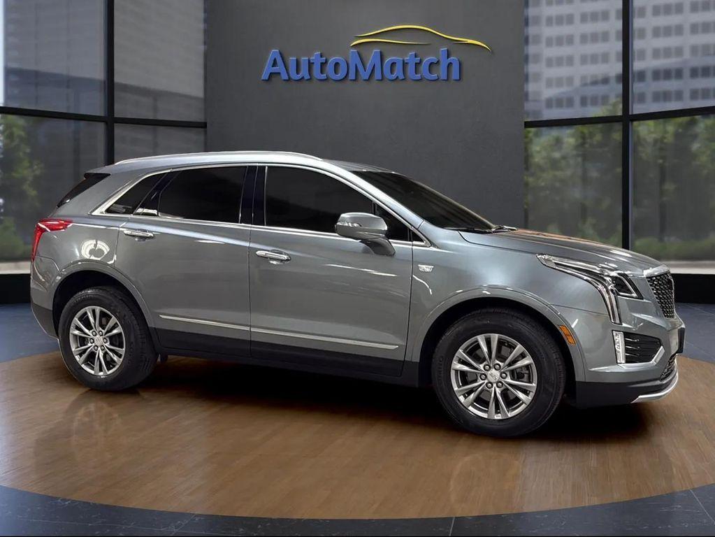 used 2022 Cadillac XT5 car, priced at $22,995