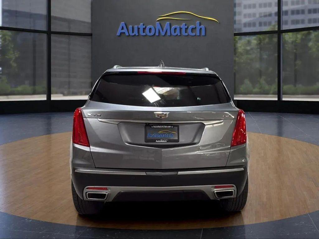 used 2022 Cadillac XT5 car, priced at $21,594