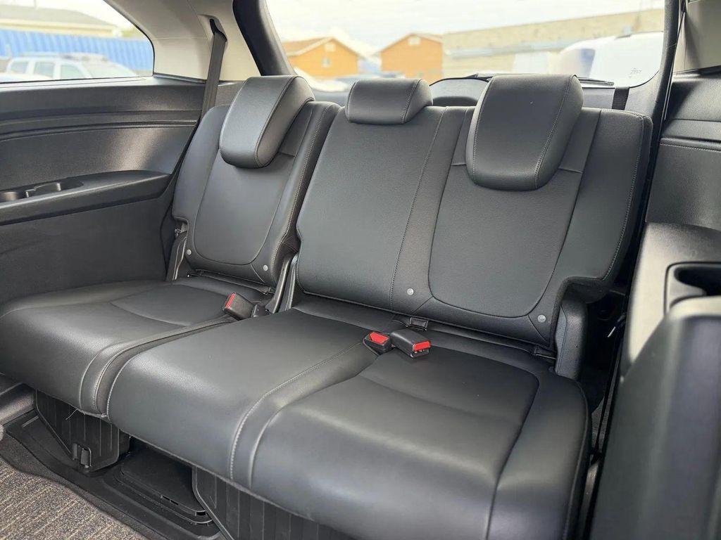 used 2025 Honda Odyssey car, priced at $29,495
