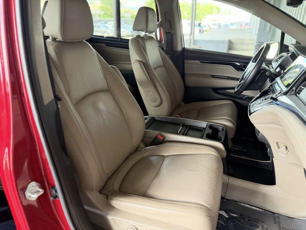 used 2024 Honda Odyssey car, priced at $26,594
