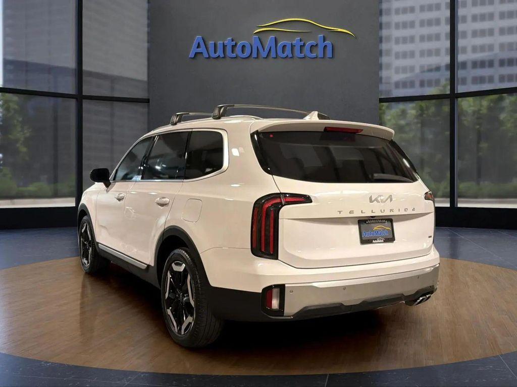 used 2024 Kia Telluride car, priced at $29,094