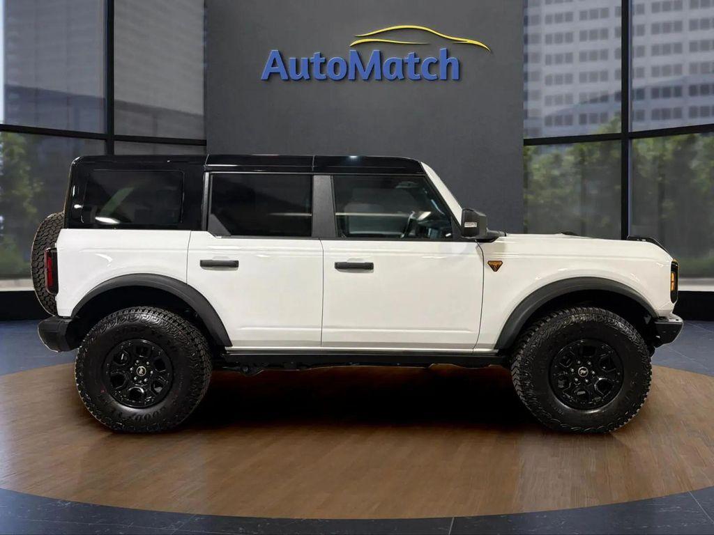 used 2025 Ford Bronco car, priced at $45,995