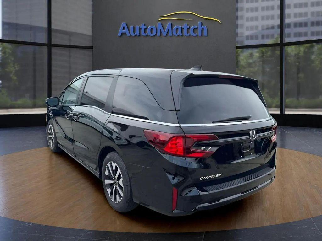 used 2025 Honda Odyssey car, priced at $28,995