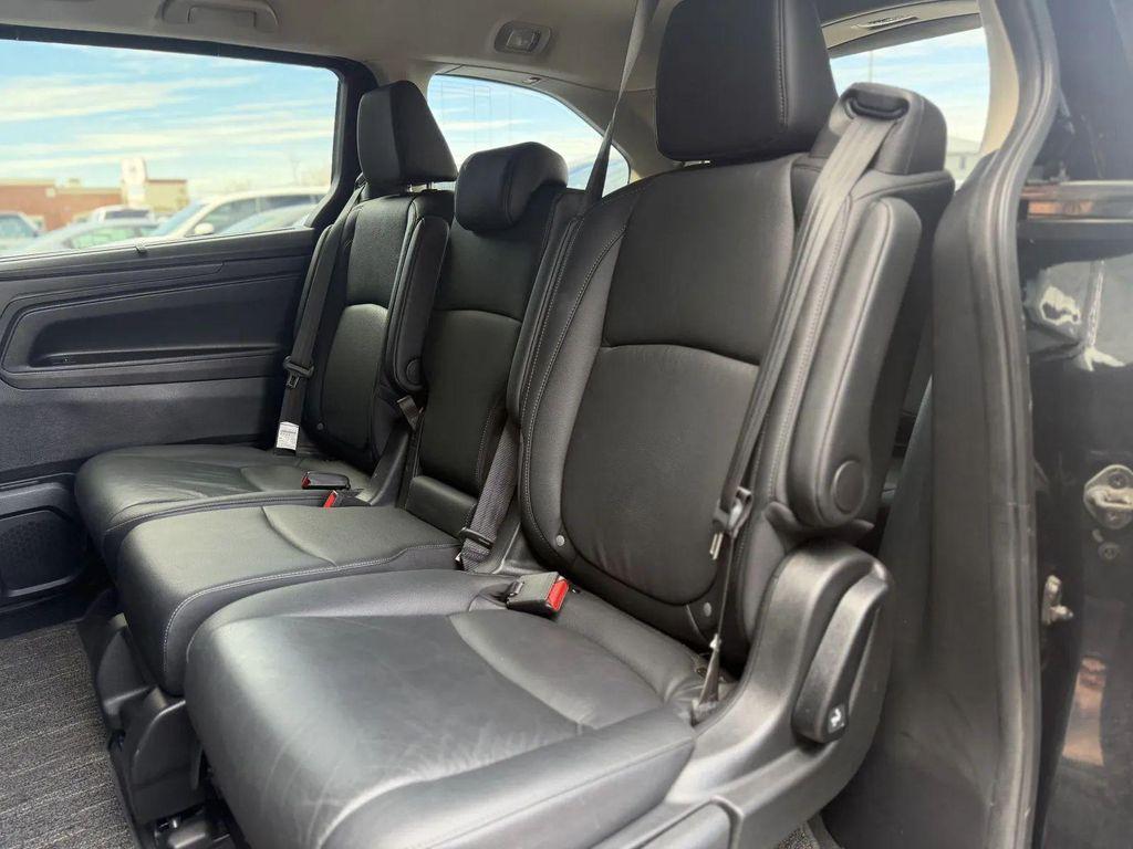 used 2025 Honda Odyssey car, priced at $28,495
