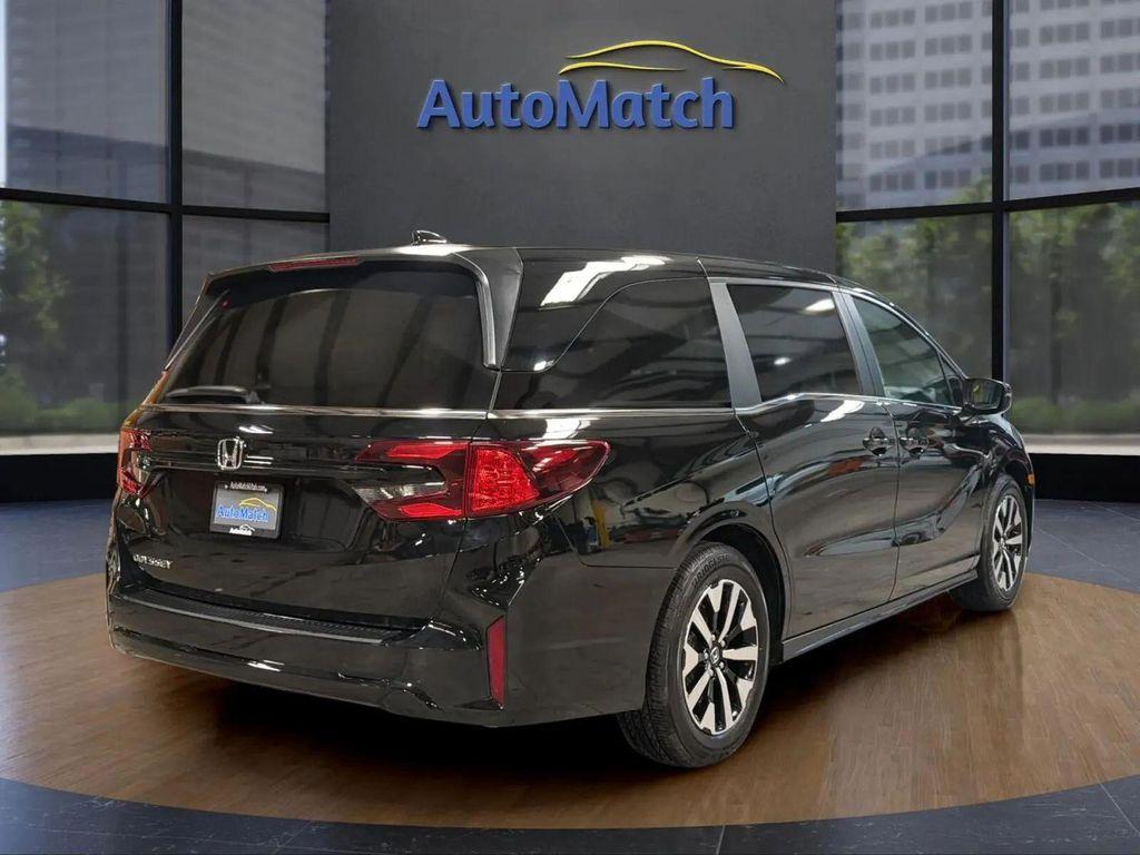 used 2025 Honda Odyssey car, priced at $28,495
