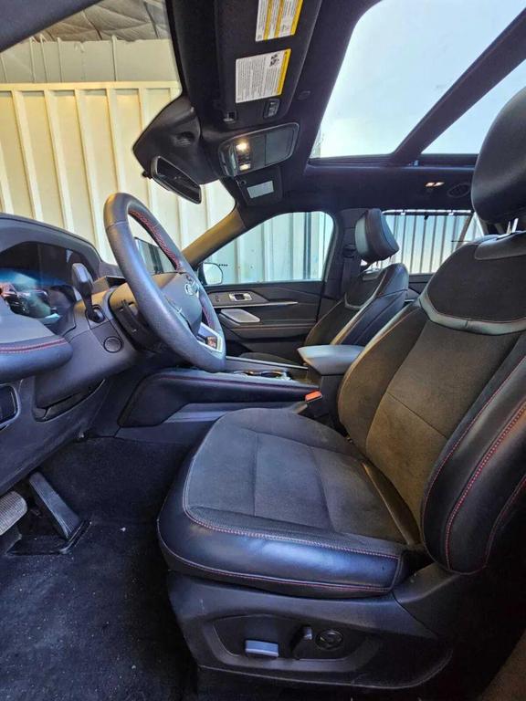 used 2025 Ford Explorer car, priced at $38,094