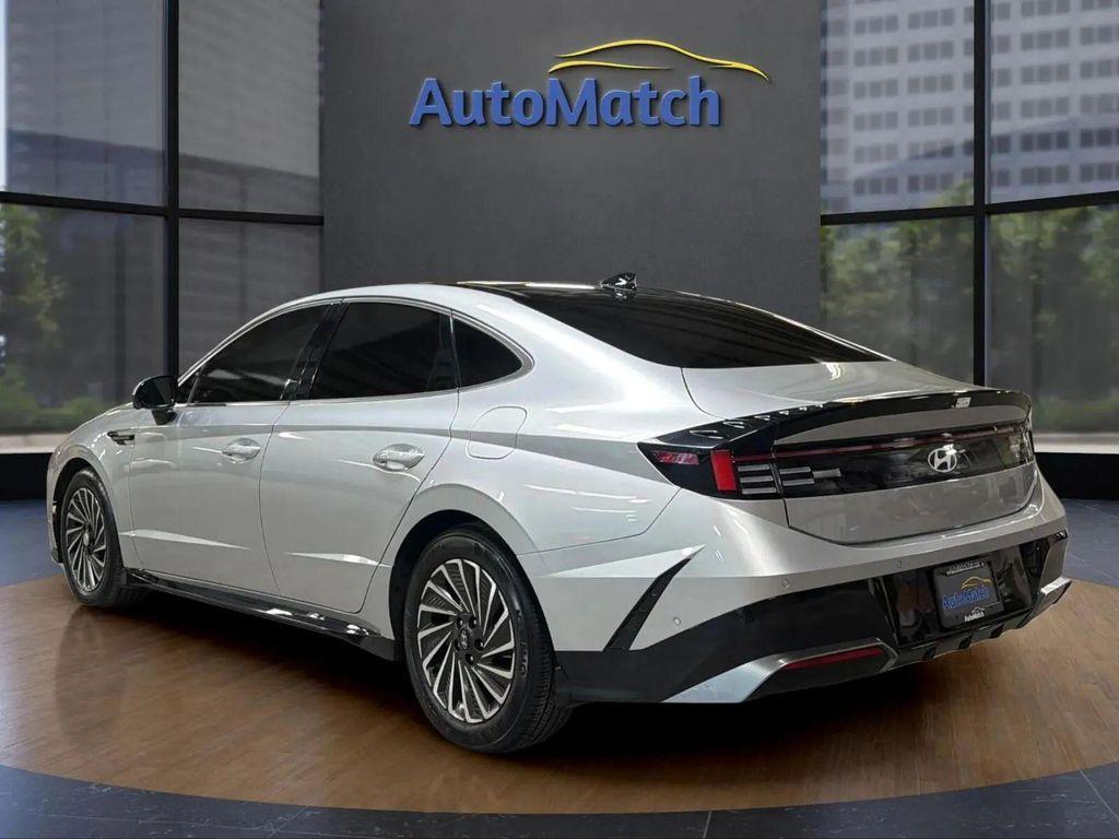 used 2025 Hyundai Sonata Hybrid car, priced at $22,995