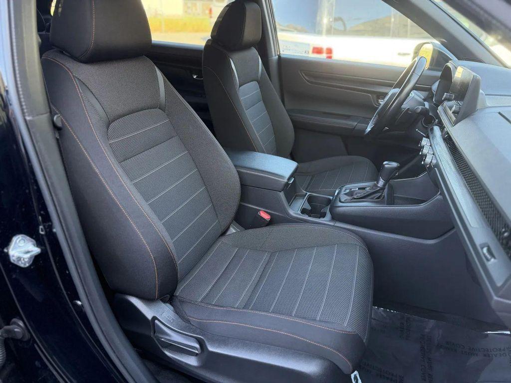 used 2025 Honda CR-V Hybrid car, priced at $27,194