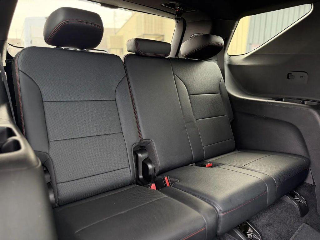 used 2024 Chevrolet Traverse car, priced at $41,995