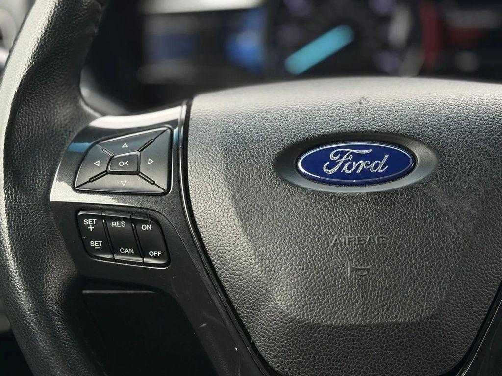 Agate Black Metallic 2019 Ford Explorer XLT