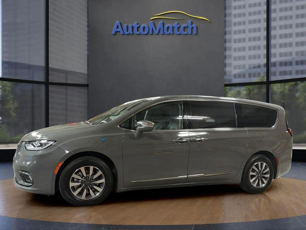 used 2022 Chrysler Pacifica Hybrid car, priced at $24,594