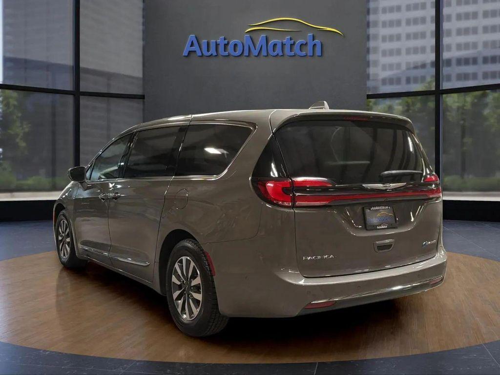 used 2022 Chrysler Pacifica Hybrid car, priced at $24,594