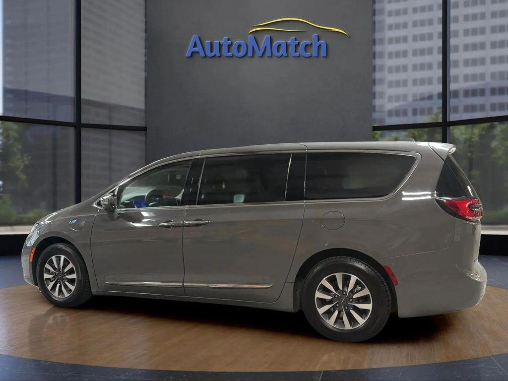 used 2022 Chrysler Pacifica Hybrid car, priced at $24,594