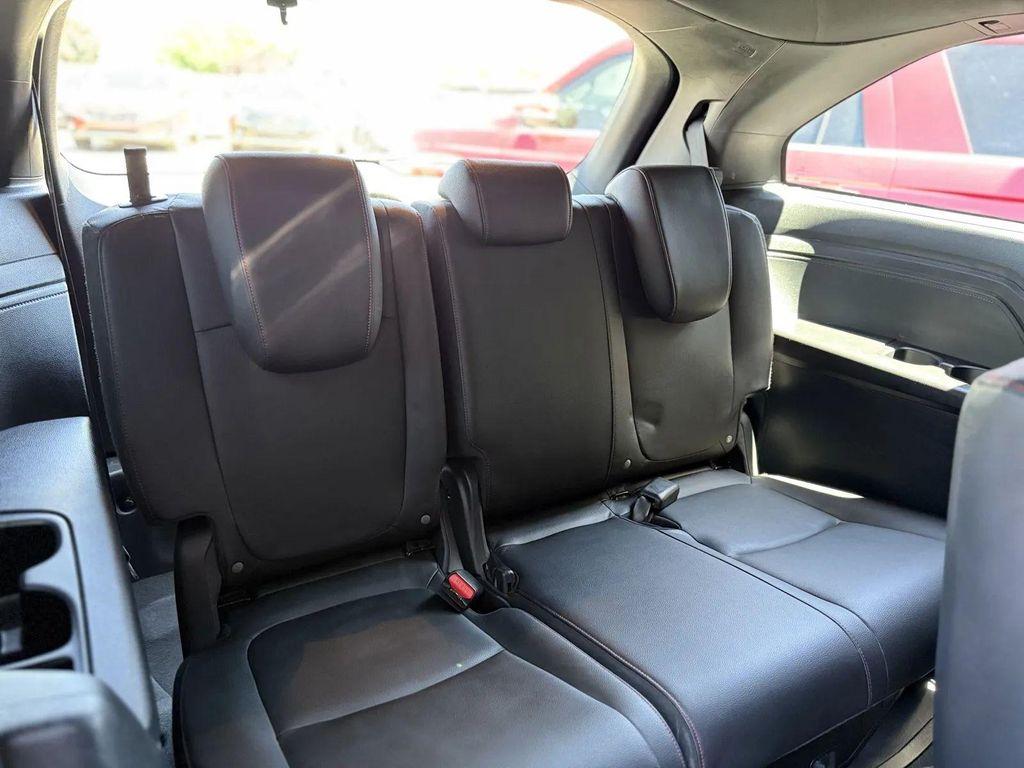 used 2024 Honda Odyssey car, priced at $28,995