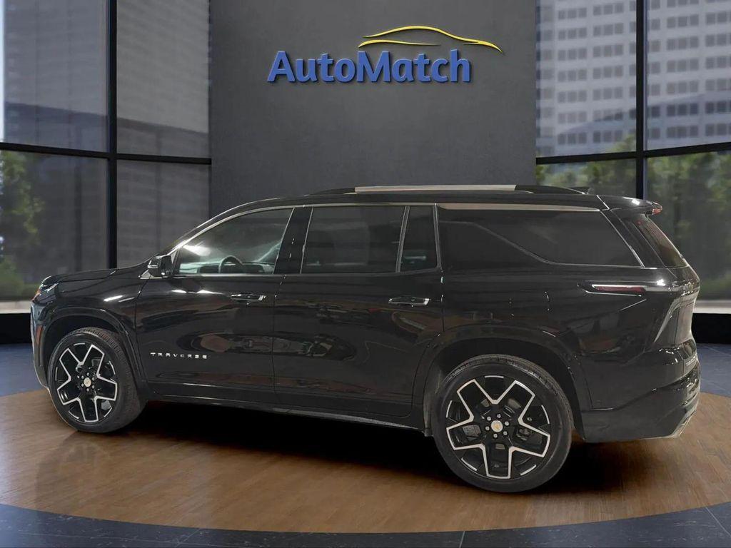 used 2025 Chevrolet Traverse car, priced at $49,594