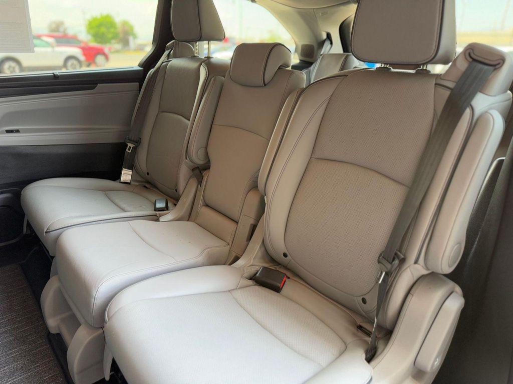 used 2024 Honda Odyssey car, priced at $30,995