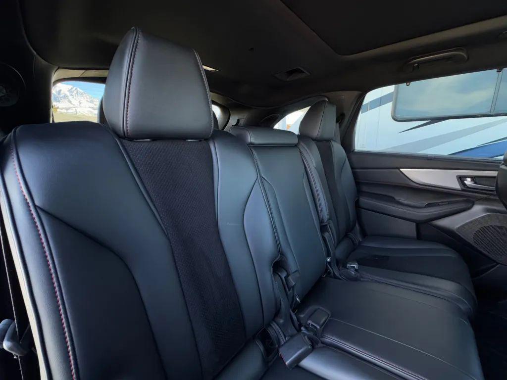 used 2022 Acura MDX car, priced at $35,995