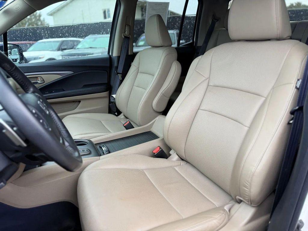 used 2023 Honda Ridgeline car, priced at $27,995