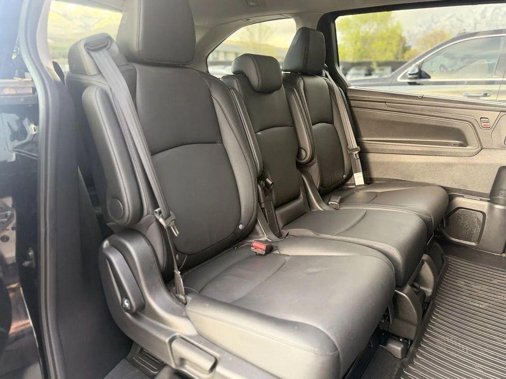 used 2025 Honda Odyssey car, priced at $28,995