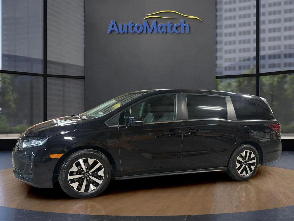 used 2025 Honda Odyssey car, priced at $28,995