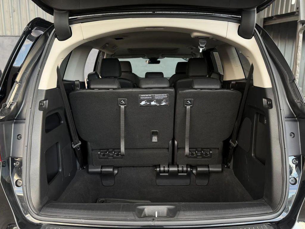used 2025 Honda Odyssey car, priced at $28,995