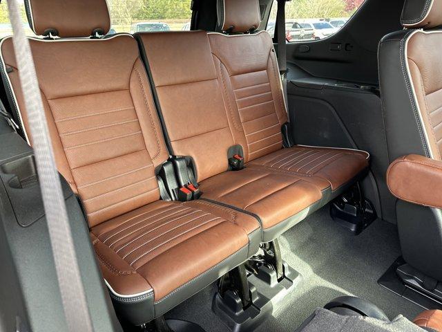 used 2024 GMC Yukon car, priced at $82,005