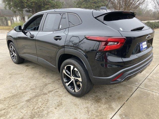 used 2024 Chevrolet Trax car, priced at $19,557