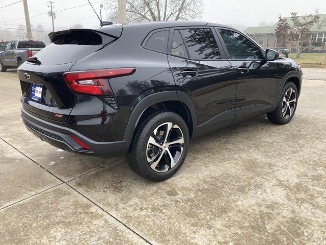 used 2024 Chevrolet Trax car, priced at $19,557