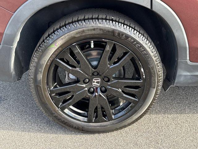 used 2022 Honda Pilot car, priced at $29,038