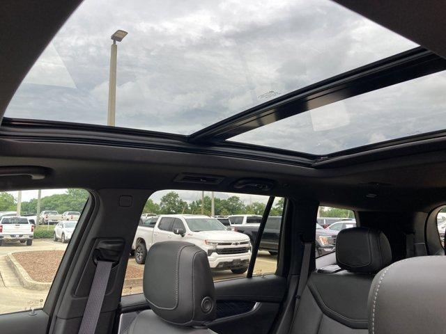 used 2024 Cadillac XT6 car, priced at $43,901